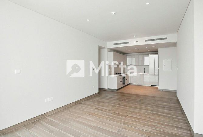 2.5% Commission | 1 BR | Premium Waterfront Living photo 3