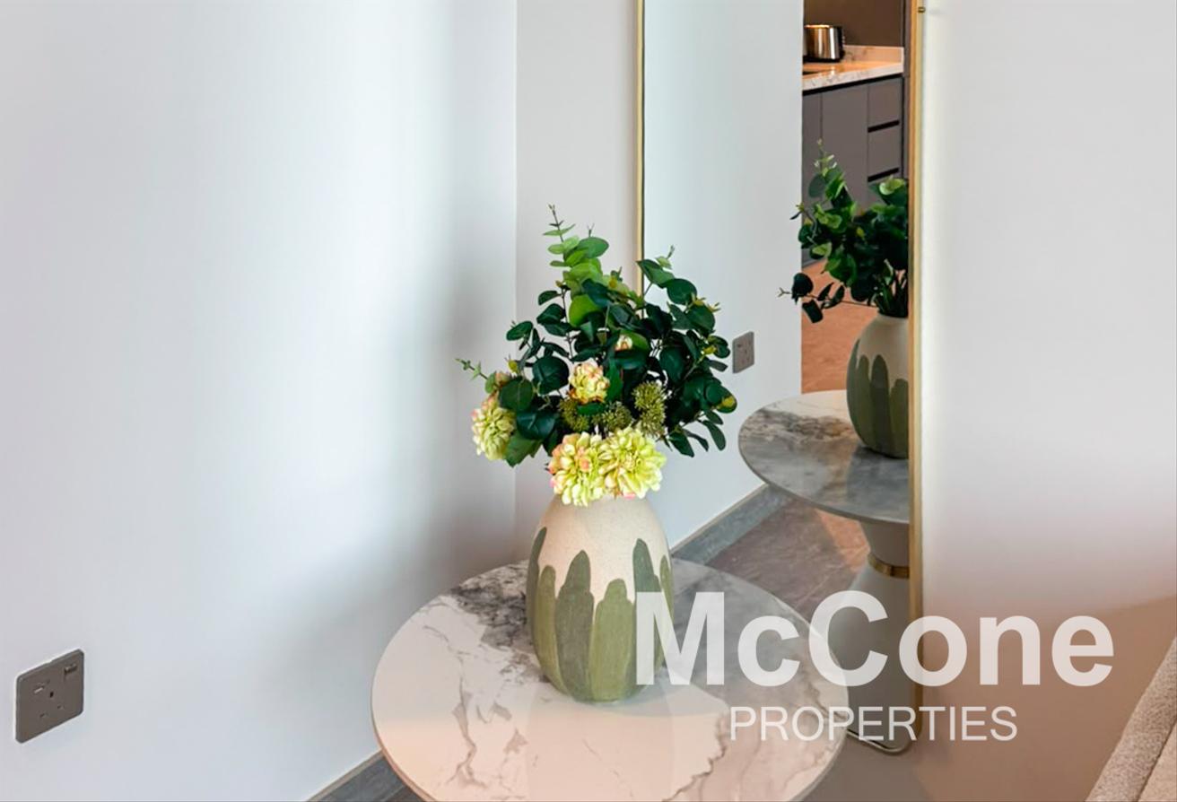 Fully Furnished | Available | Flexible Cheques photo 7