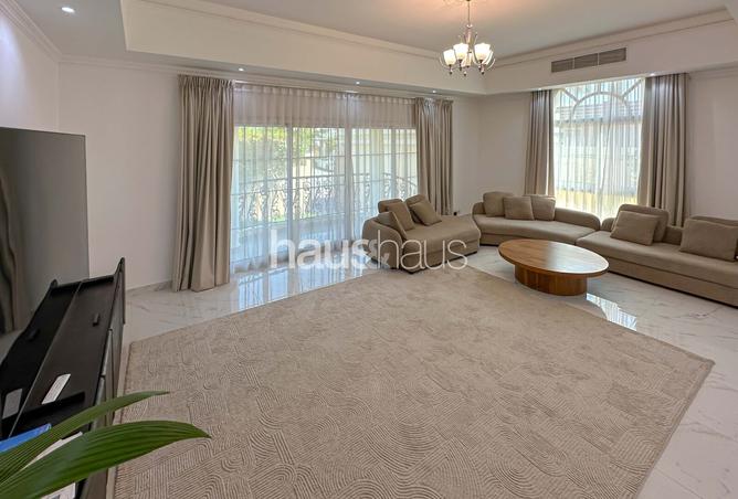 129749030 - Property Image 2