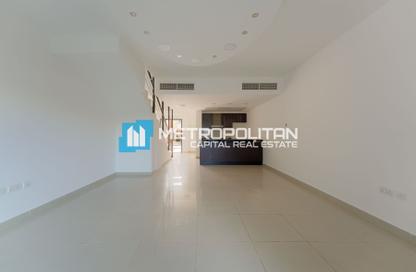 Townhouse - 3 Bedrooms - 4 Bathrooms for rent in Mediterranean Style - Al Reef Villas - Al Reef - Abu Dhabi Townhouse - 3 Bedrooms - 4 Bathrooms for rent in Mediterranean Style - Al Reef Villas - Al Reef - Abu Dhabi
