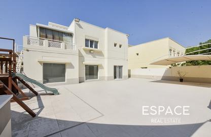 Villa - 4 - 4 for rent in Meadows 4 - Meadows - Dubai