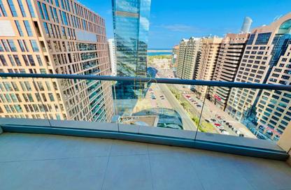 شقة - 4 - 5 للإيجار في يونايتد سكوير - الخالدية - أبوظبي