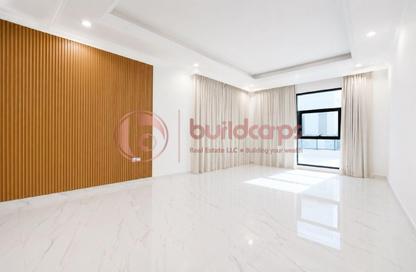 Townhouse - 5 - 7 for rent in Nad Al Sheba Gardens - Nad Al Sheba 1 - Nad Al Sheba - Dubai