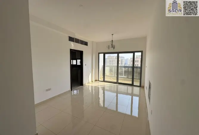 151893992 - Property Image 3
