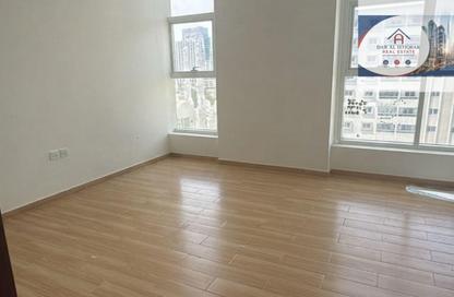 Apartment - 2 Bedrooms - 2 Bathrooms for rent in Safia Tower - Al Majaz 3 - Al Majaz - Sharjah