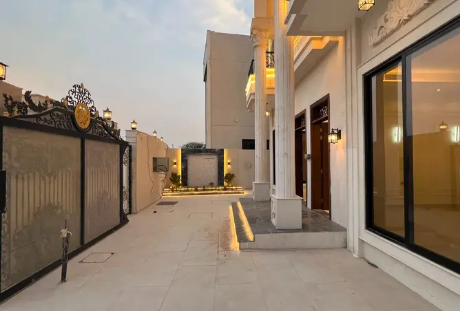 124294910 - Property Image 3