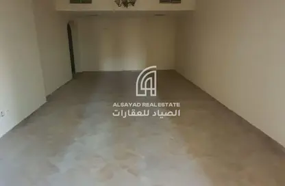 شقة - 3 غرف نوم - 3 حمامات للايجار في شارع التعاون الجديد - التعاون - الشارقة