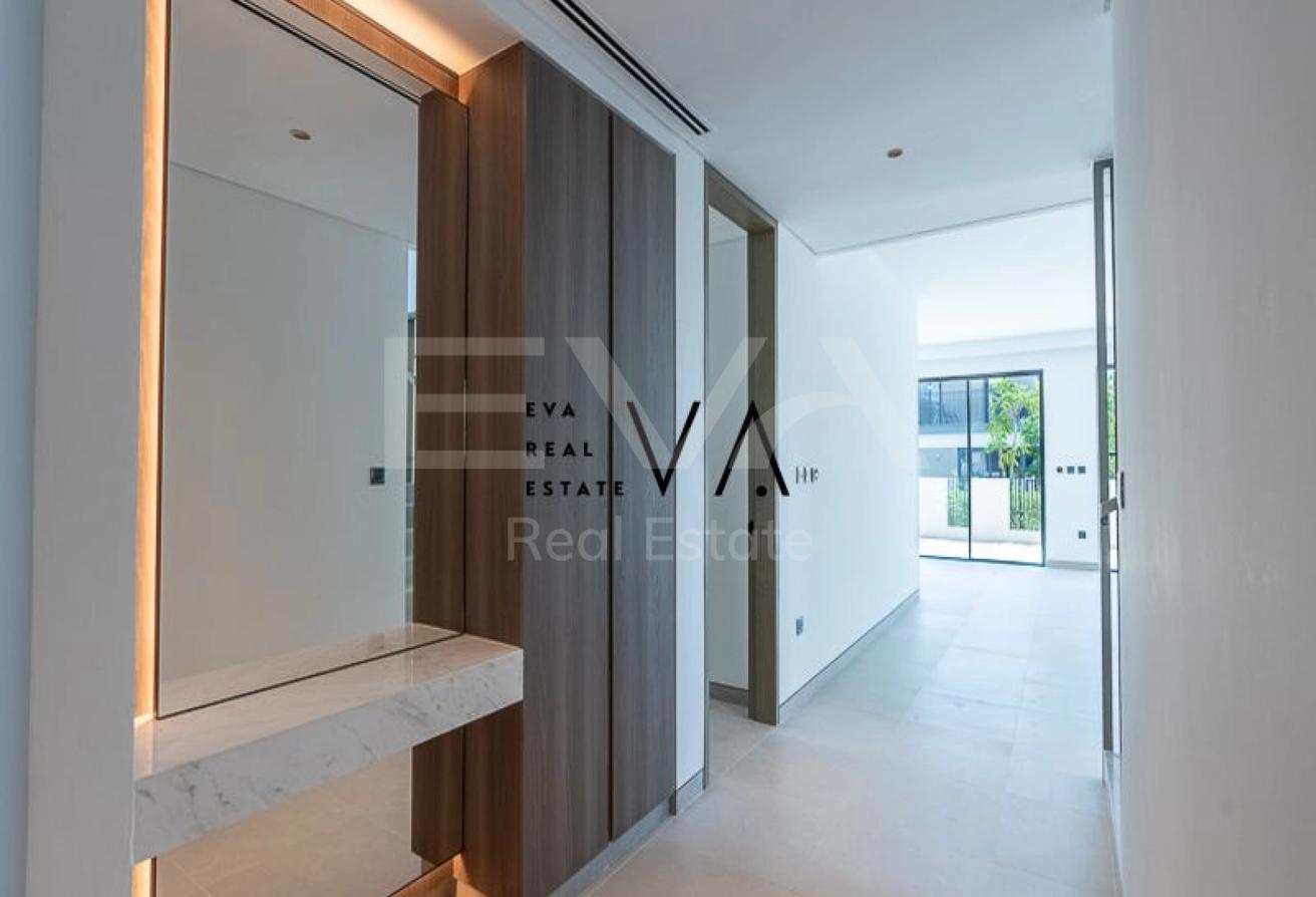 UPGRADED | CORNER | SINGLE ROW | READY TO MOVE IN photo 6