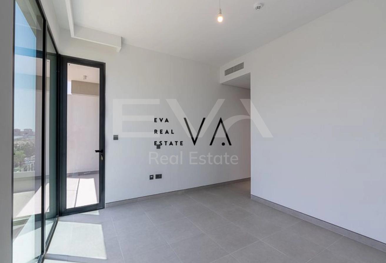 UPGRADED | CORNER | SINGLE ROW | READY TO MOVE IN photo 10