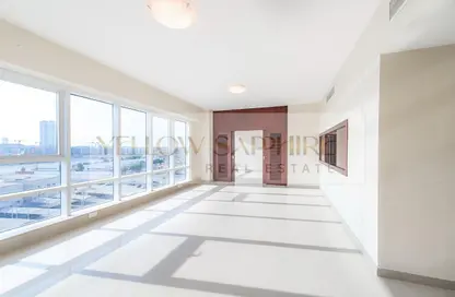 Apartment - 3 Bedrooms - 4 Bathrooms for rent in Golden Sands Tower - Al Barsha 1 - Al Barsha - Dubai