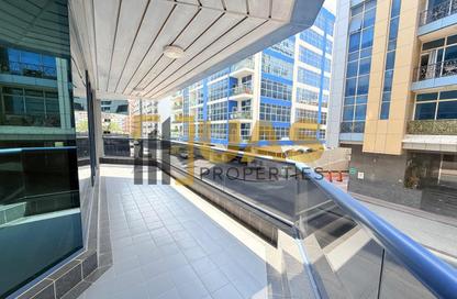 Apartment - 4 - 4 for rent in Golden Sands 4 - Al Mankhool - Bur Dubai - Dubai