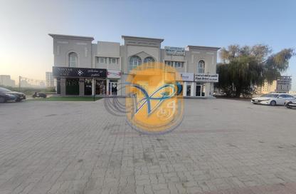 صالة عرض - استوديو - 3 حمامات للايجار في النخيل - رأس الخيمة