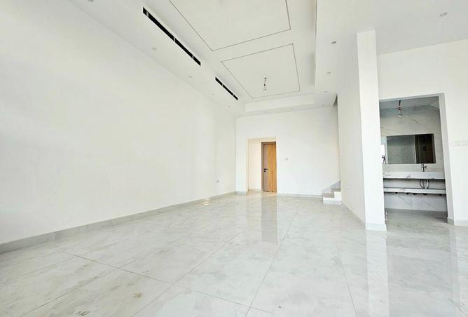 54518191 - Property Image 2