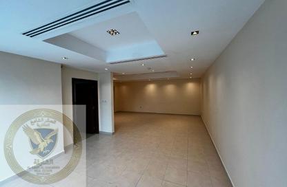 Apartment - 2 Bedrooms - 4 Bathrooms for rent in Al Khan Corniche - Al Khan - Sharjah Apartment - 2 Bedrooms - 4 Bathrooms for rent in Al Khan Corniche - Al Khan - Sharjah