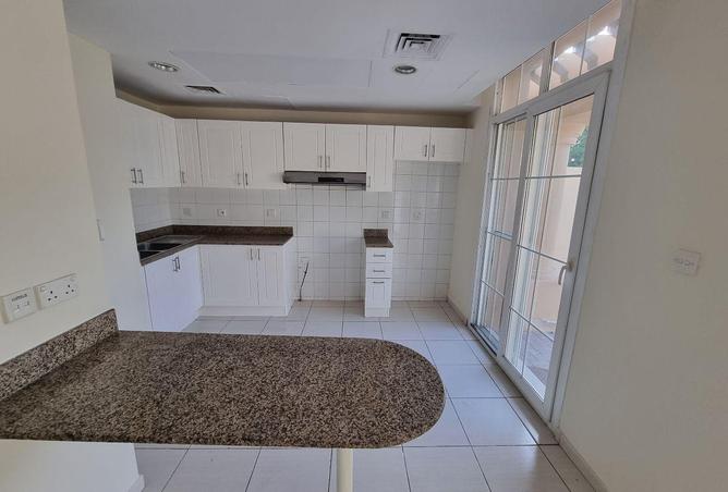 81953156 - Property Image 2