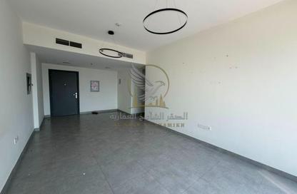 Apartment - 1 Bedroom - 1 Bathroom for rent in Al Majaz 2 - Al Majaz - Sharjah Apartment - 1 Bedroom - 1 Bathroom for rent in Al Majaz 2 - Al Majaz - Sharjah