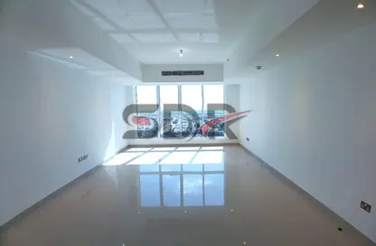 شقة - 3 غرف نوم - 4 حمامات للايجار في برج الصفا - شارع الخالدية - الخالدية - أبوظبي