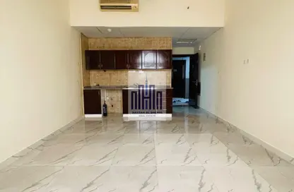 Apartment - Studio - 1 Bathroom for rent in Muwaileh - Sharjah