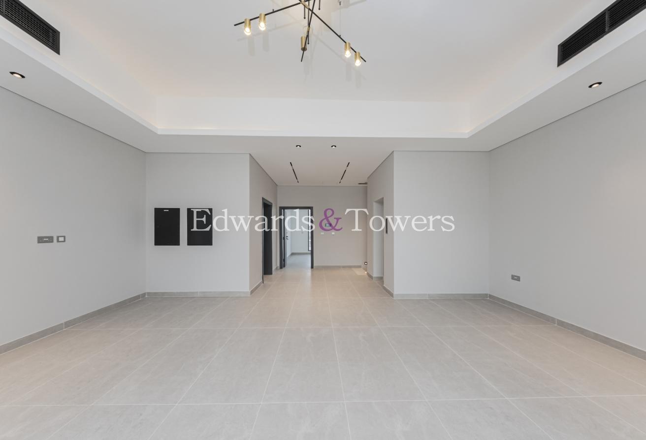 Brand new | Custom Villa | Large Living space photo 4