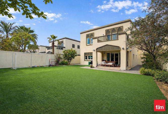 84071166 - Property Main Image