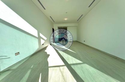 Apartment - 1 Bedroom - 2 Bathrooms for rent in Water Front Tower A - Waterfront Residential Towers - Tourist Club Area - Abu Dhabi