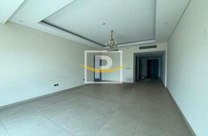 Apartment - 1 - 2 for rent in Al Hudaiba Mall - Al Hudaiba - Bur Dubai - Dubai