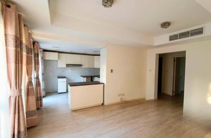 Villa - 2 Bedrooms - 3 Bathrooms for rent in Springs 8 - The Springs - Dubai Villa - 2 Bedrooms - 3 Bathrooms for rent in Springs 8 - The Springs - Dubai