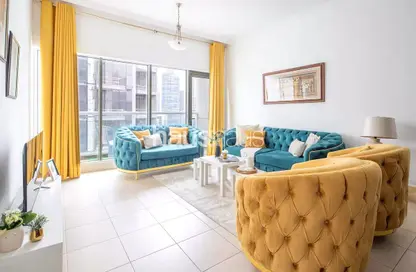 Apartment - 1 Bedroom - 2 Bathrooms for rent in Burj Al Nujoom - Downtown Dubai - Dubai