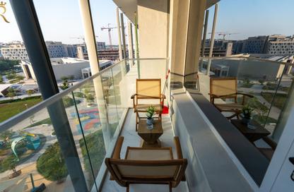 Apartment - Studio - 1 for rent in Oasis 1 - Oasis Residences - Masdar City - Abu Dhabi