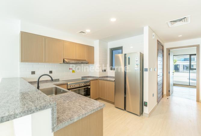 57779800 - Property Image 3