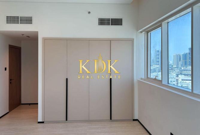 85761957 - Property Image 3
