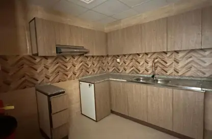 شقة - 2 غرف نوم - 3 حمامات للايجار في جلف تاور - مدينة الإمارات - عجمان