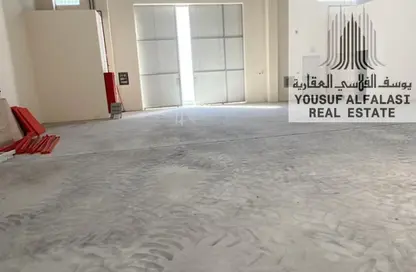 Warehouse - Studio - 2 Bathrooms for rent in Umm Al Thuoob - Umm Al Quwain