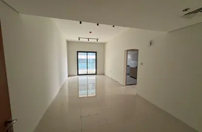 Apartment - 2 Bedrooms - 2 Bathrooms for rent in Gulfa Towers - Al Rashidiya 1 - Al Rashidiya - Ajman