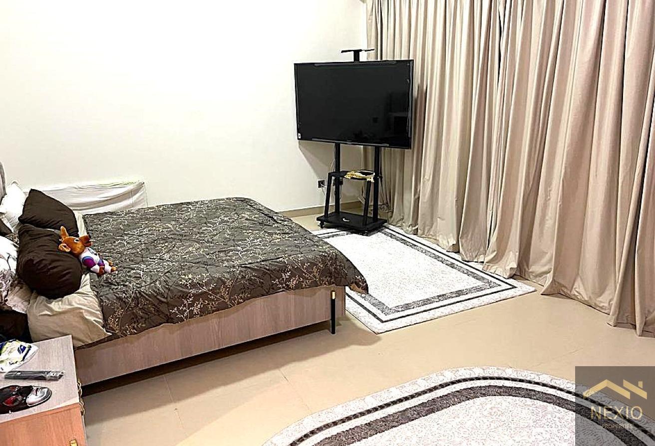Huge Layout | Fully Furnished | Best Location photo 9