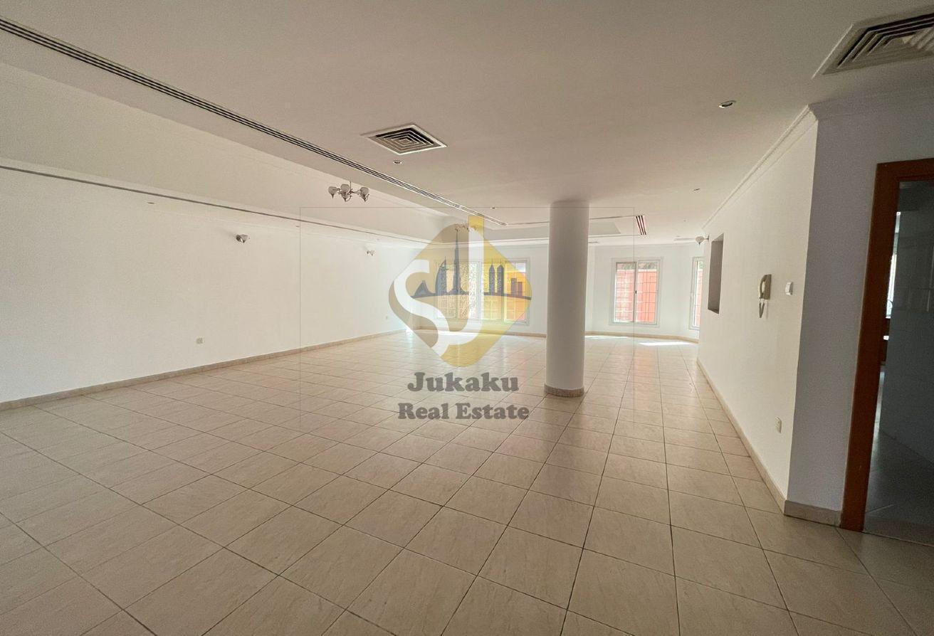 Premium 4BR Villa | Family-Friendly Community photo 6