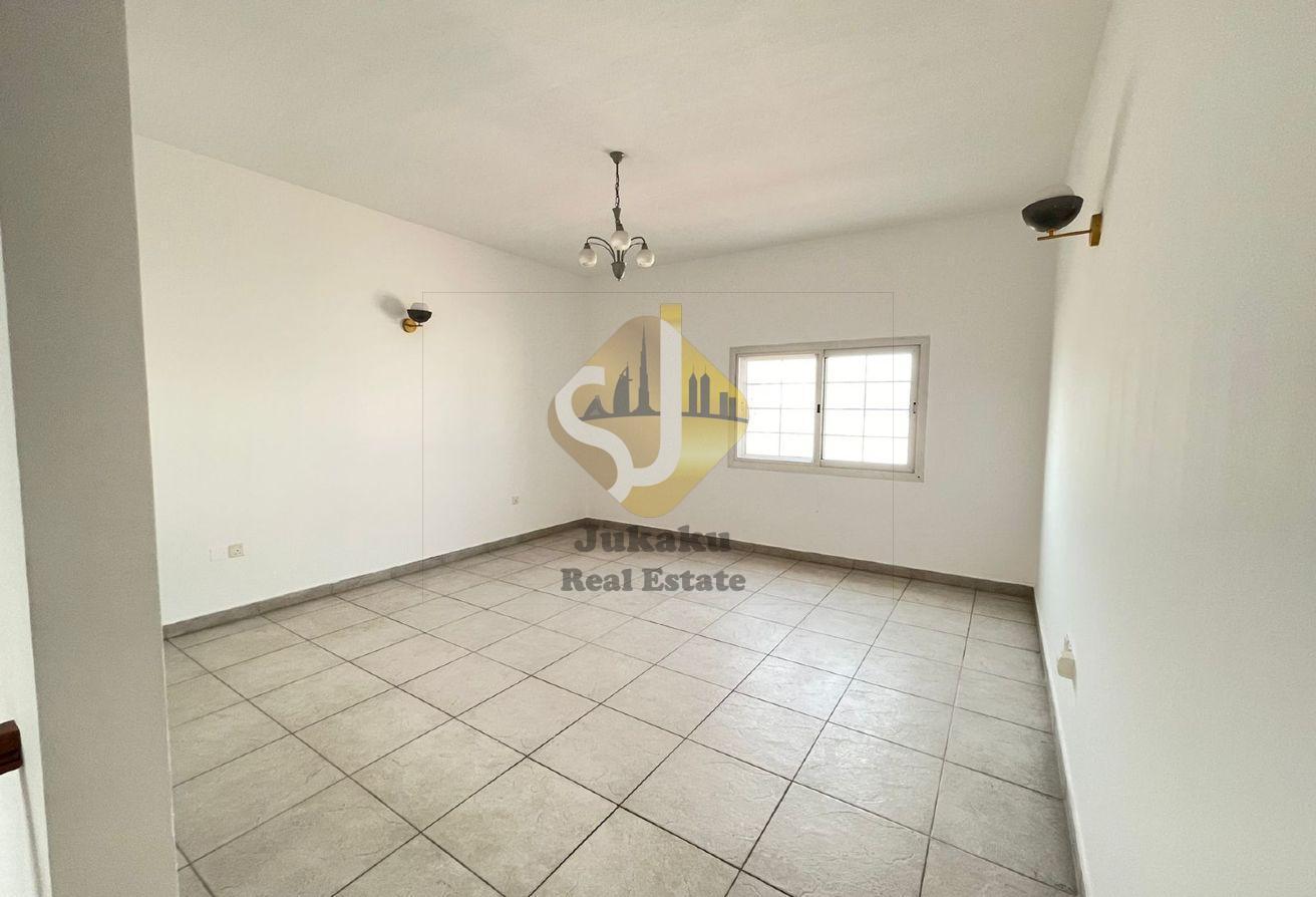 Premium 4BR Villa | Family-Friendly Community photo 10