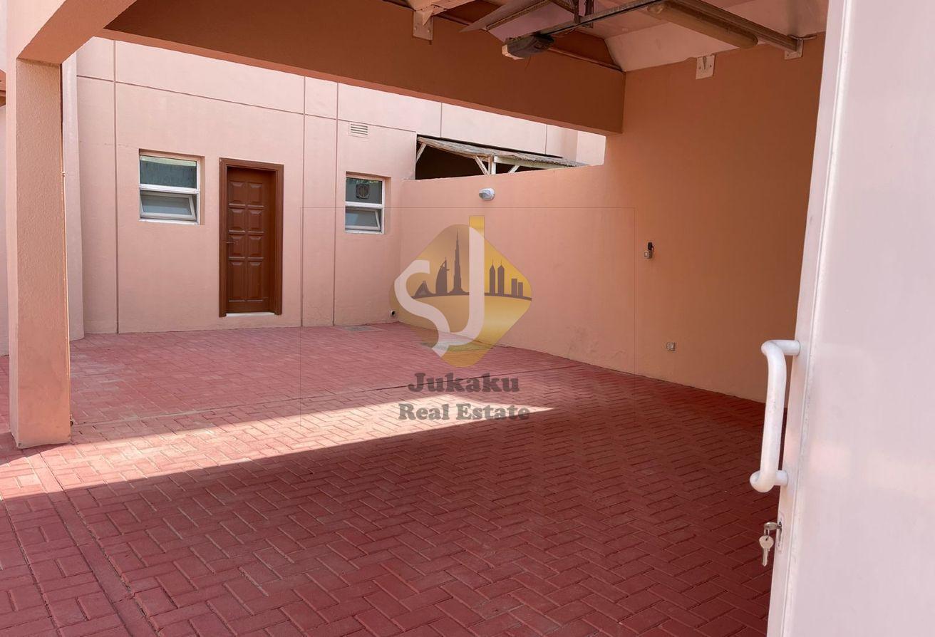 Premium 4BR Villa | Family-Friendly Community photo 5