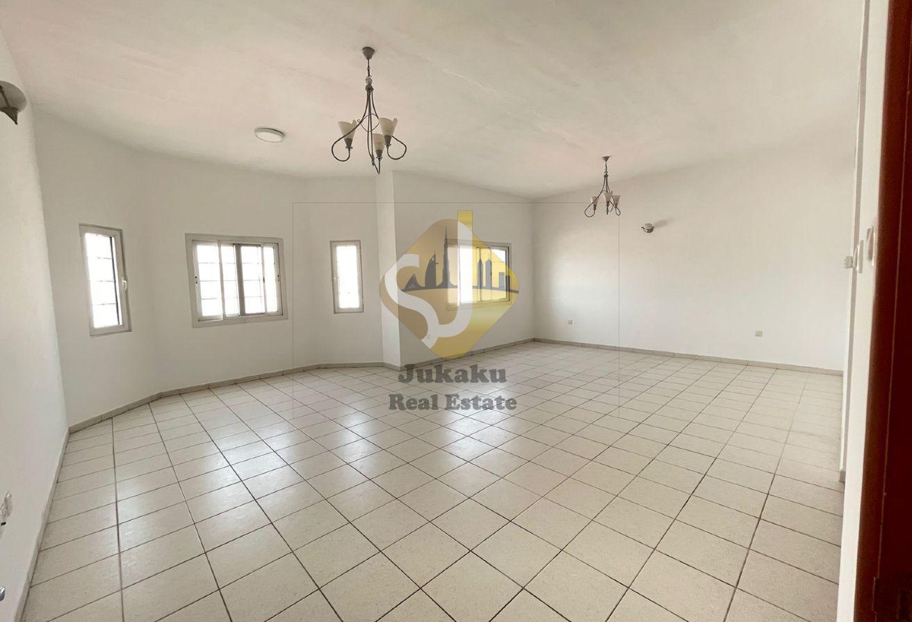 Premium 4BR Villa | Family-Friendly Community photo 8