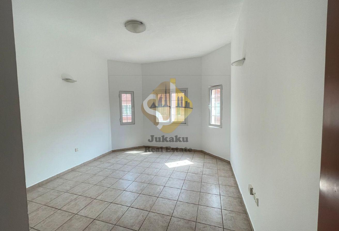 Premium 4BR Villa | Family-Friendly Community photo 14