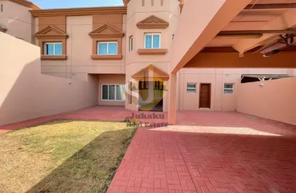 Villa - 4 Bedrooms - 5 Bathrooms for rent in Jumeirah 3 Villas - Jumeirah 3 - Jumeirah - Dubai
