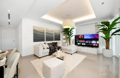 Apartment - 2 Bedrooms - 2 Bathrooms for rent in Palace Beach Residence - EMAAR Beachfront - Dubai Harbour - Dubai