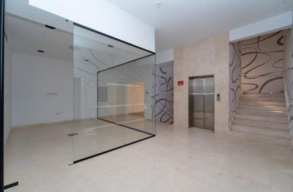 Villa - Studio - 5 Bathrooms for rent in Umm Suqeim 1 - Umm Suqeim - Dubai
