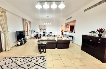 Apartment - 1 Bedroom - 2 Bathrooms for rent in Rimal 2 - Rimal - Jumeirah Beach Residence - Dubai