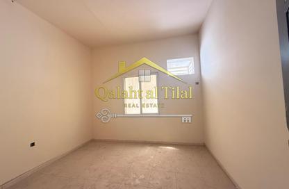 Labor Camp - Studio - 7+ for rent in Emirates Industrial City - Sharjah