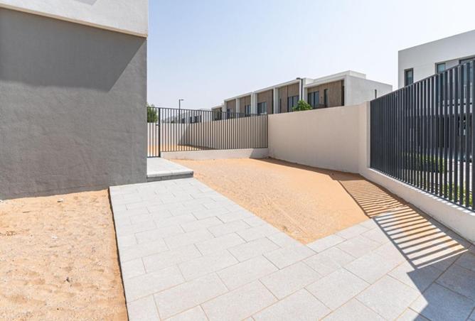 78184967 - Property Image 3