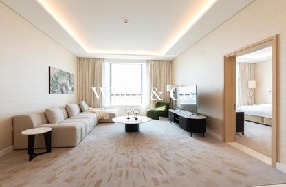 Apartment - 1 - 2 for rent in The Palm Tower - Palm Jumeirah - Dubai