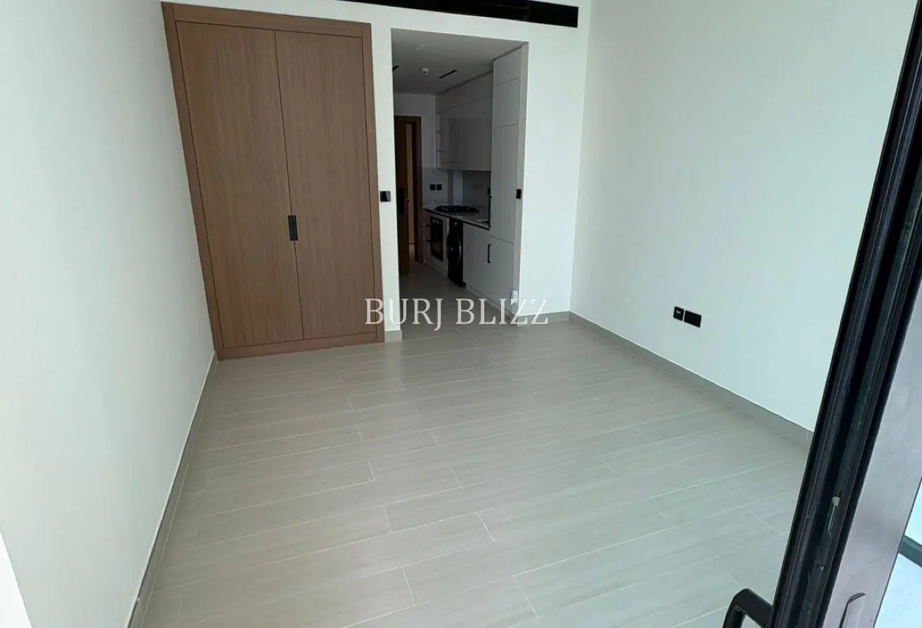 164563908 - Property Main Image