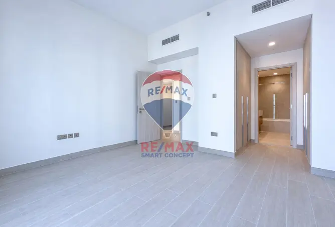 156921107 - Property Image 3