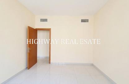 Apartment - 2 Bedrooms - 2 Bathrooms for rent in Muweileh Community - Muwaileh Commercial - Sharjah